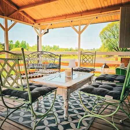 Kryszynowka Nad Jeziorakiem Holiday home Siemiany